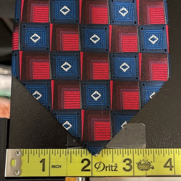 Fabio Fazio Blue Red Square Patterned Hans Made Pure Silk Neck Tie - Picture 7 of 7